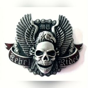 New Silver & Red Colored Skull Winged Belt Buckle, Rebel Rider, Eagle, T3MISB7A